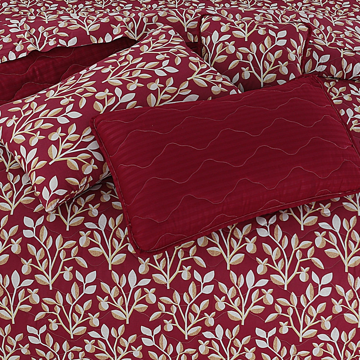 Red Elegance - 7 Pcs
